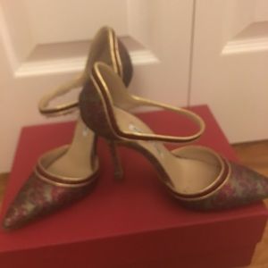 Manolo authentic beautiful chic heels